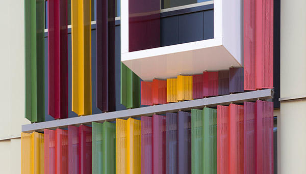 Movable brise soleil